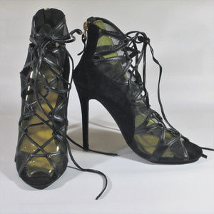 Womans Size 5 High Heels